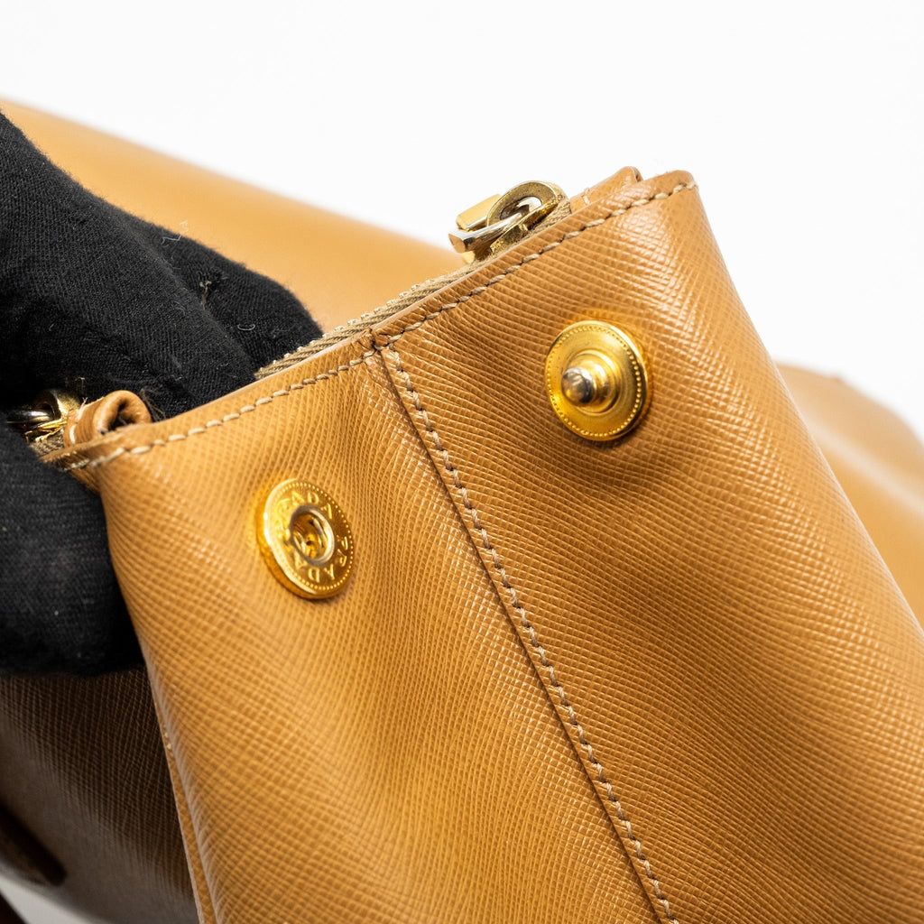 prada-x-large-double-zip-tote-bag-saffiano-calfskin-leather-caramel-ghw