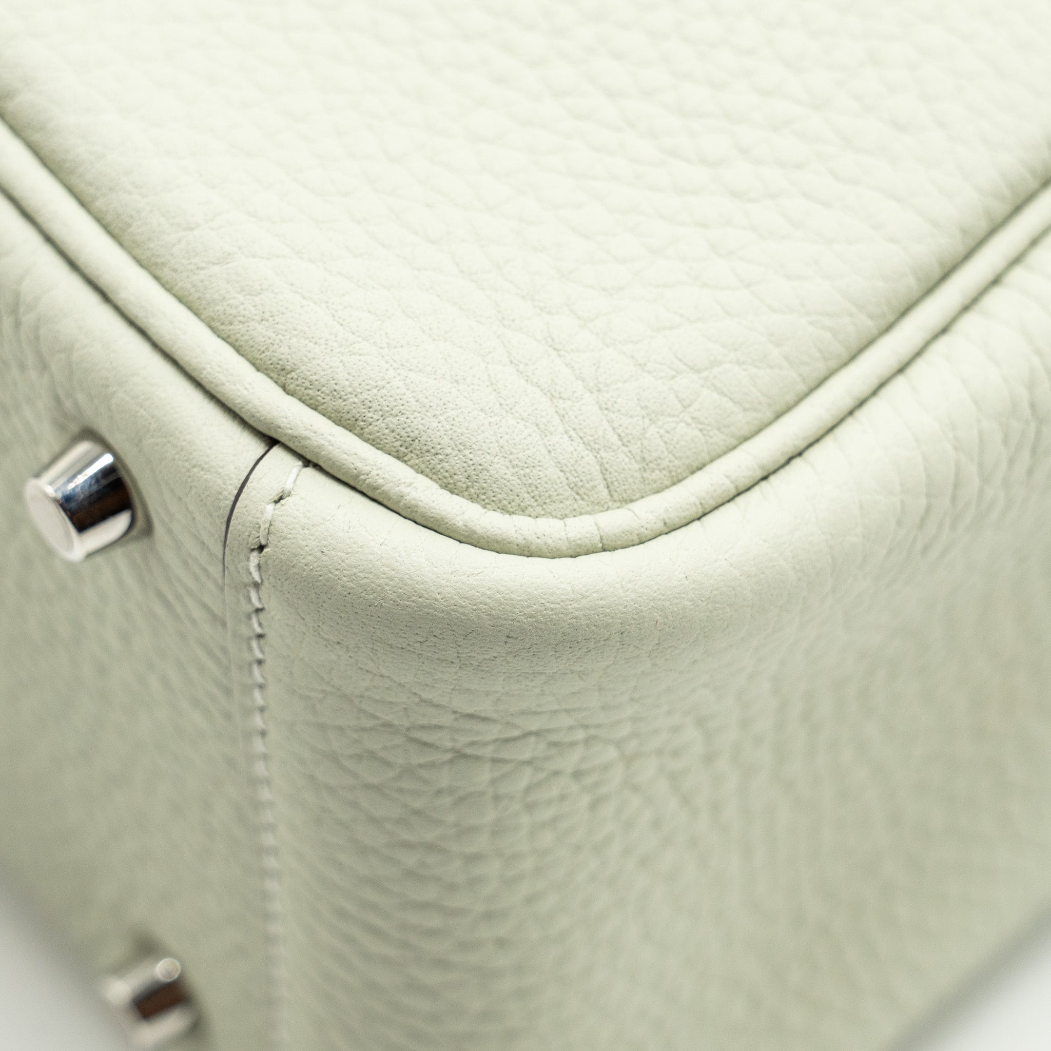 hermes-mini-lindy-clemence-gris-neve-shw-stamp-b-copy