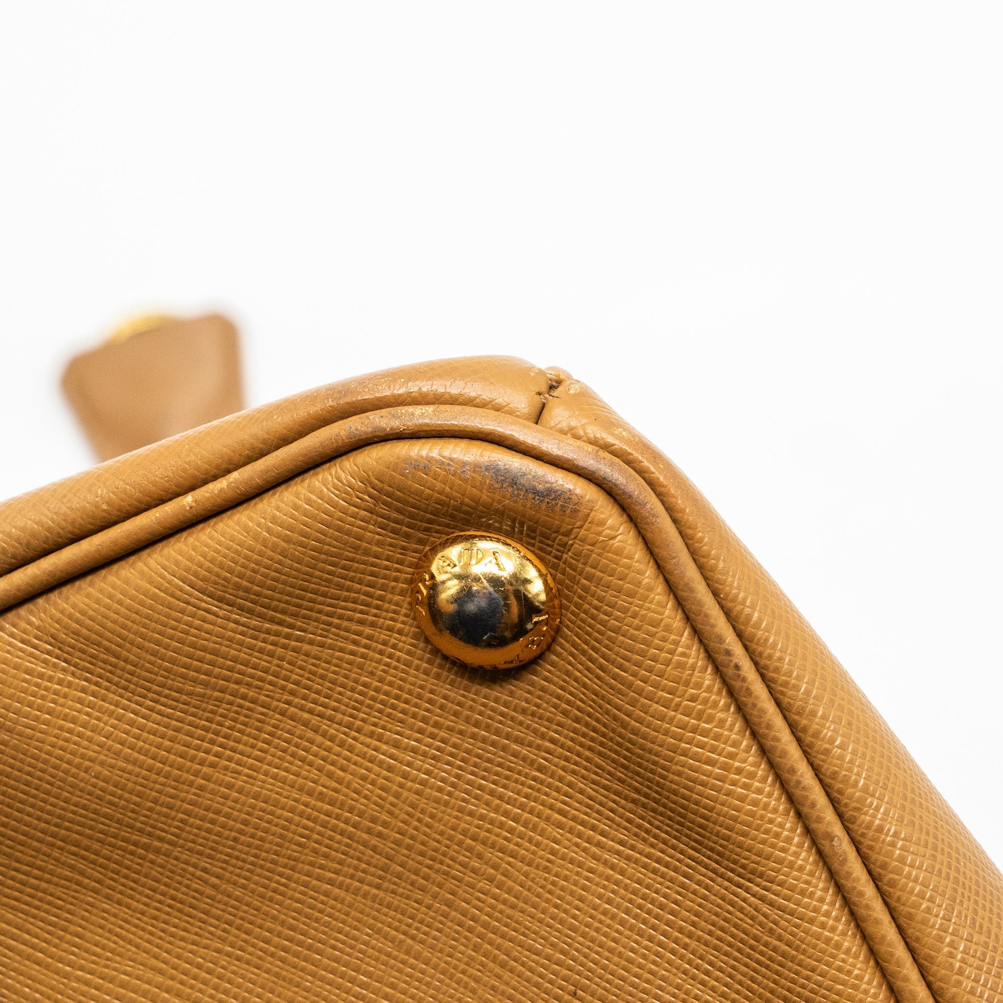 prada-x-large-double-zip-tote-bag-saffiano-calfskin-leather-caramel-ghw