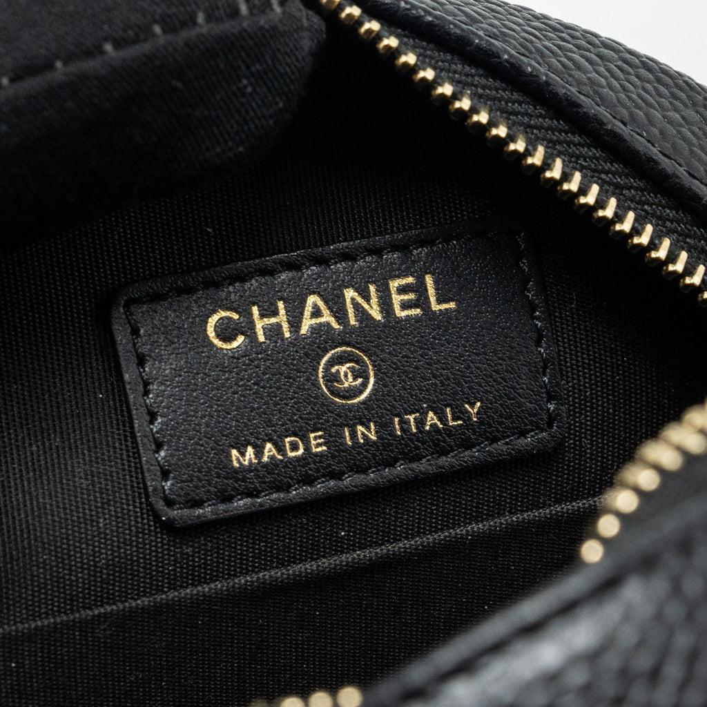 chanel-cc-filigree-quilted-round-crossbody-bag-caviar-black-ghw-copy