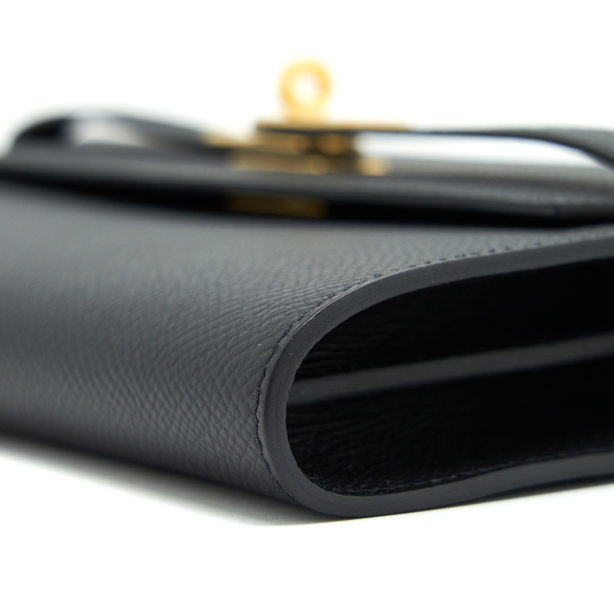 hermes-kelly-to-go-black-ghw-stamp-z