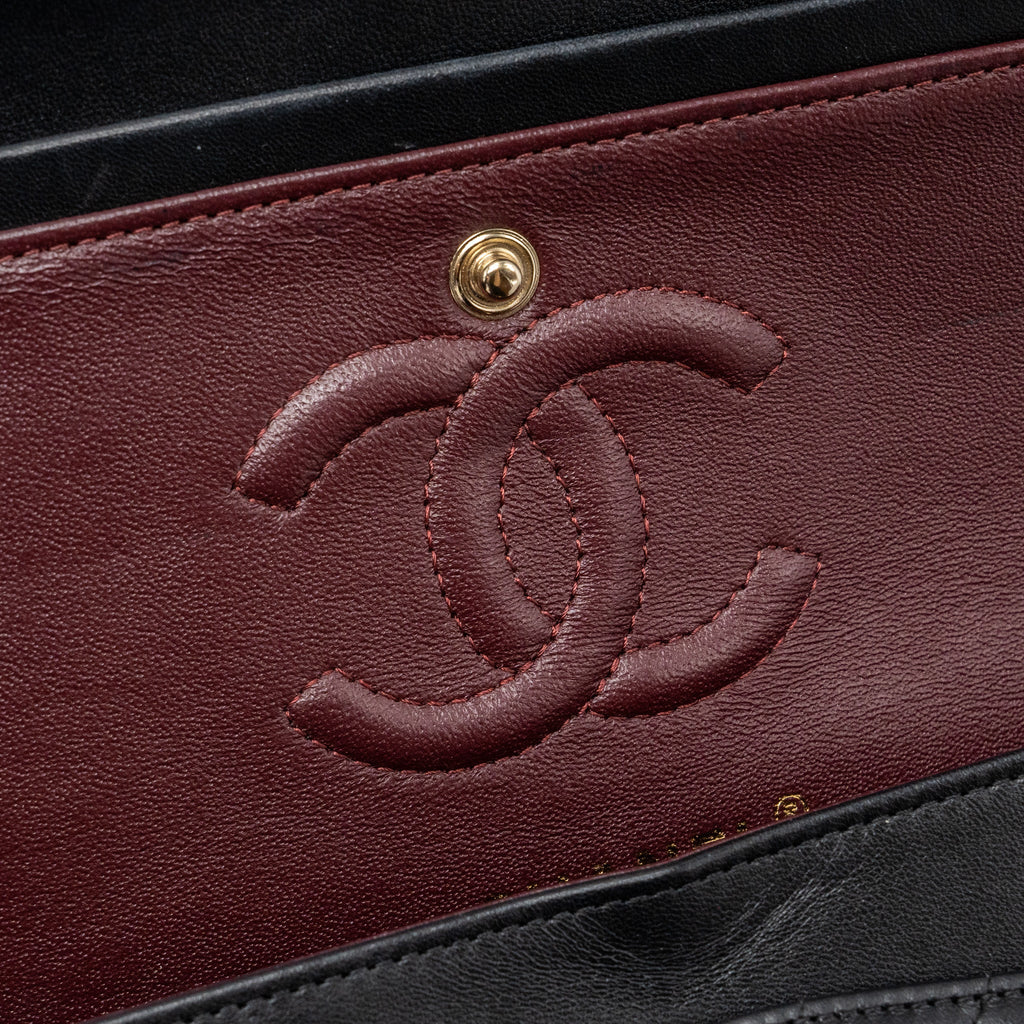 copy-of-chanel-small-classic-flap-bag-chevron-lambskin-black-lghw
