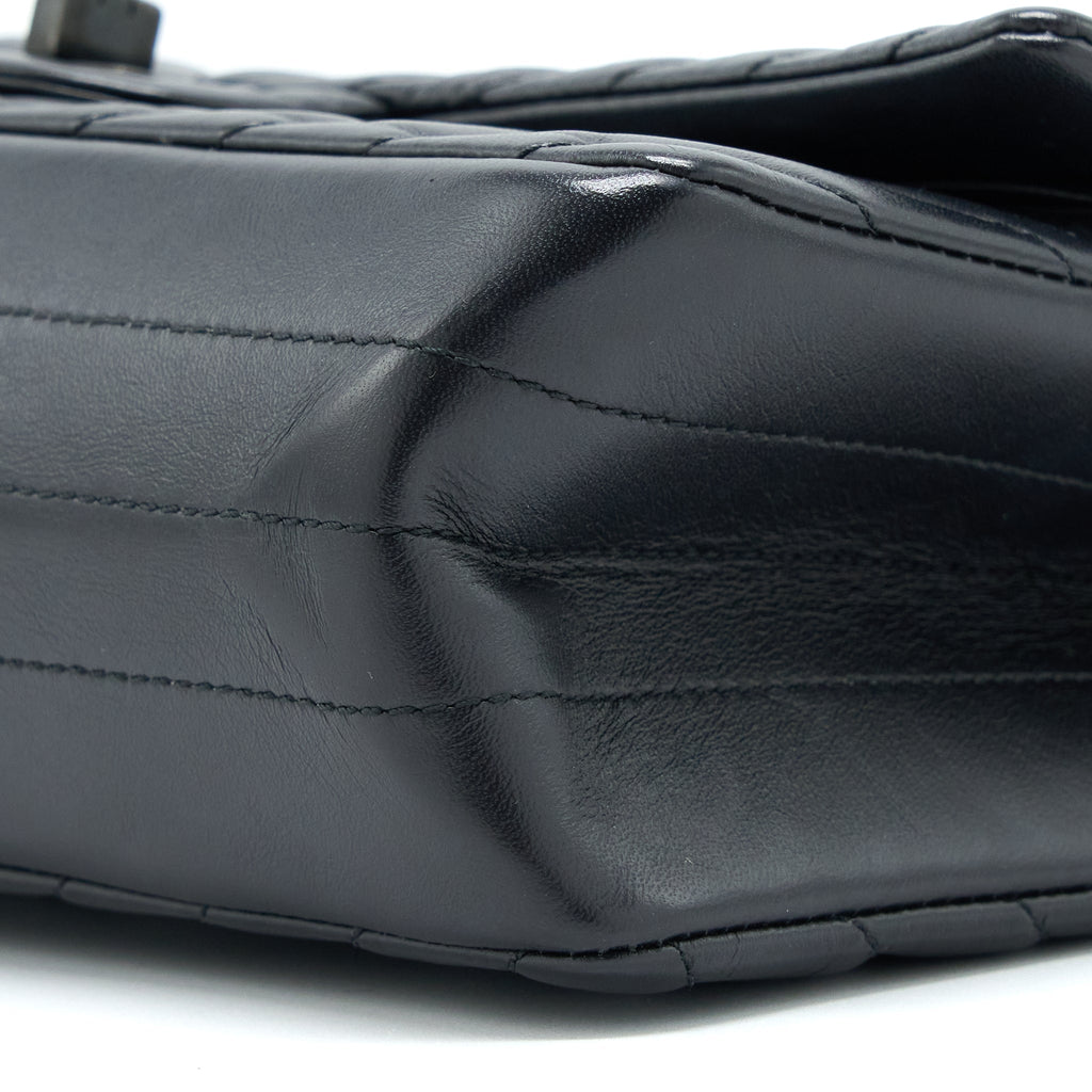 chanel-2-55-reissue-small-double-flap-bag-chevron-aged-calfskin-black-with-black-hardware