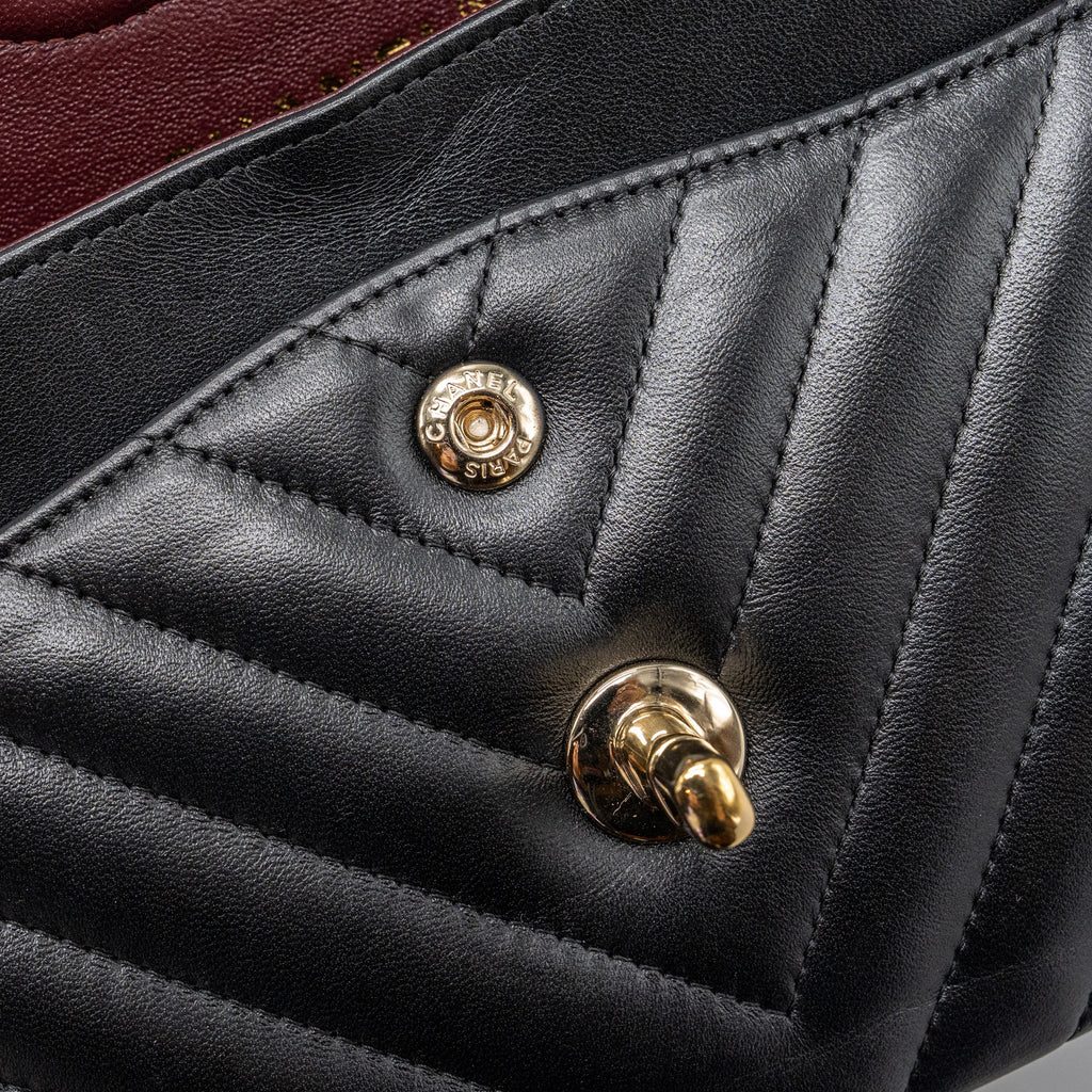copy-of-chanel-small-classic-flap-bag-chevron-lambskin-black-lghw