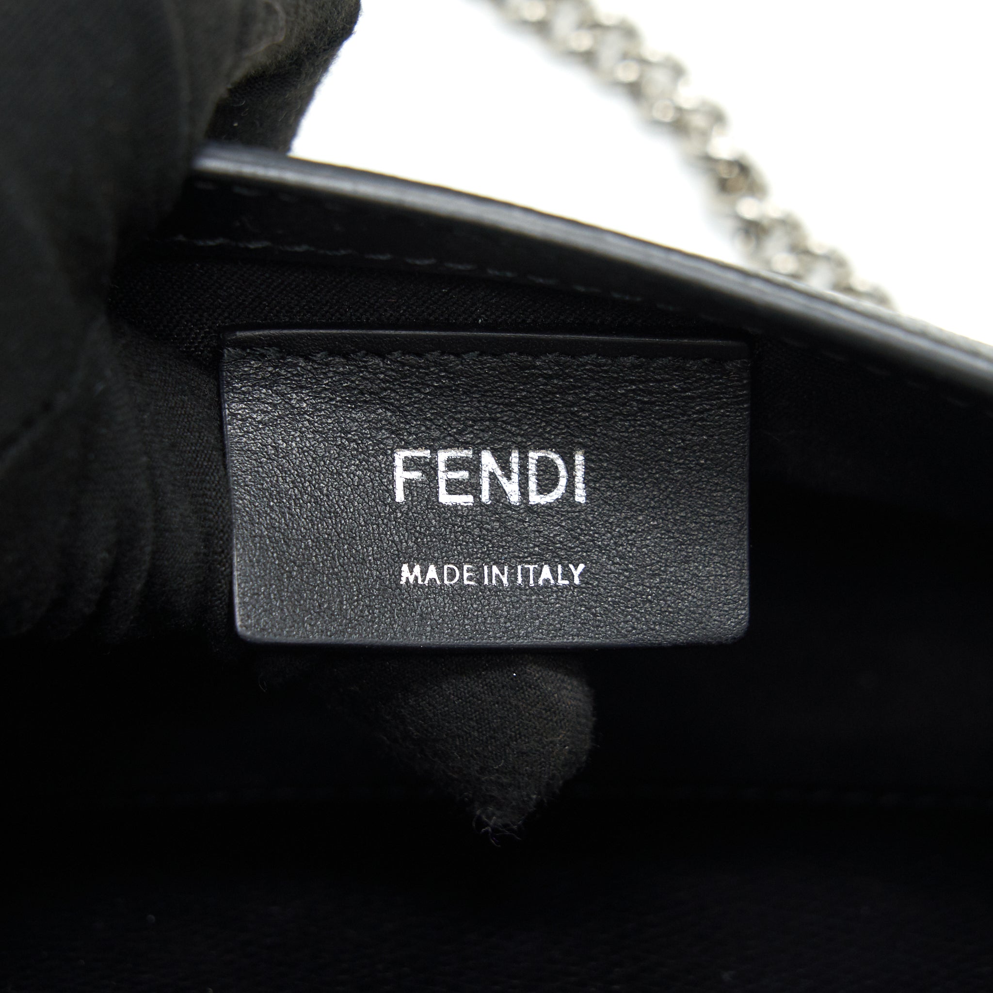 fendi-wallet-on-chain-black-shw