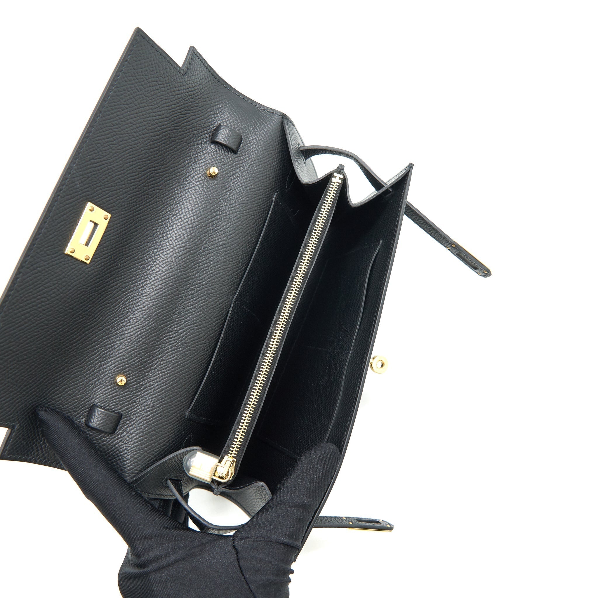 hermes-kelly-to-go-black-ghw-stamp-z