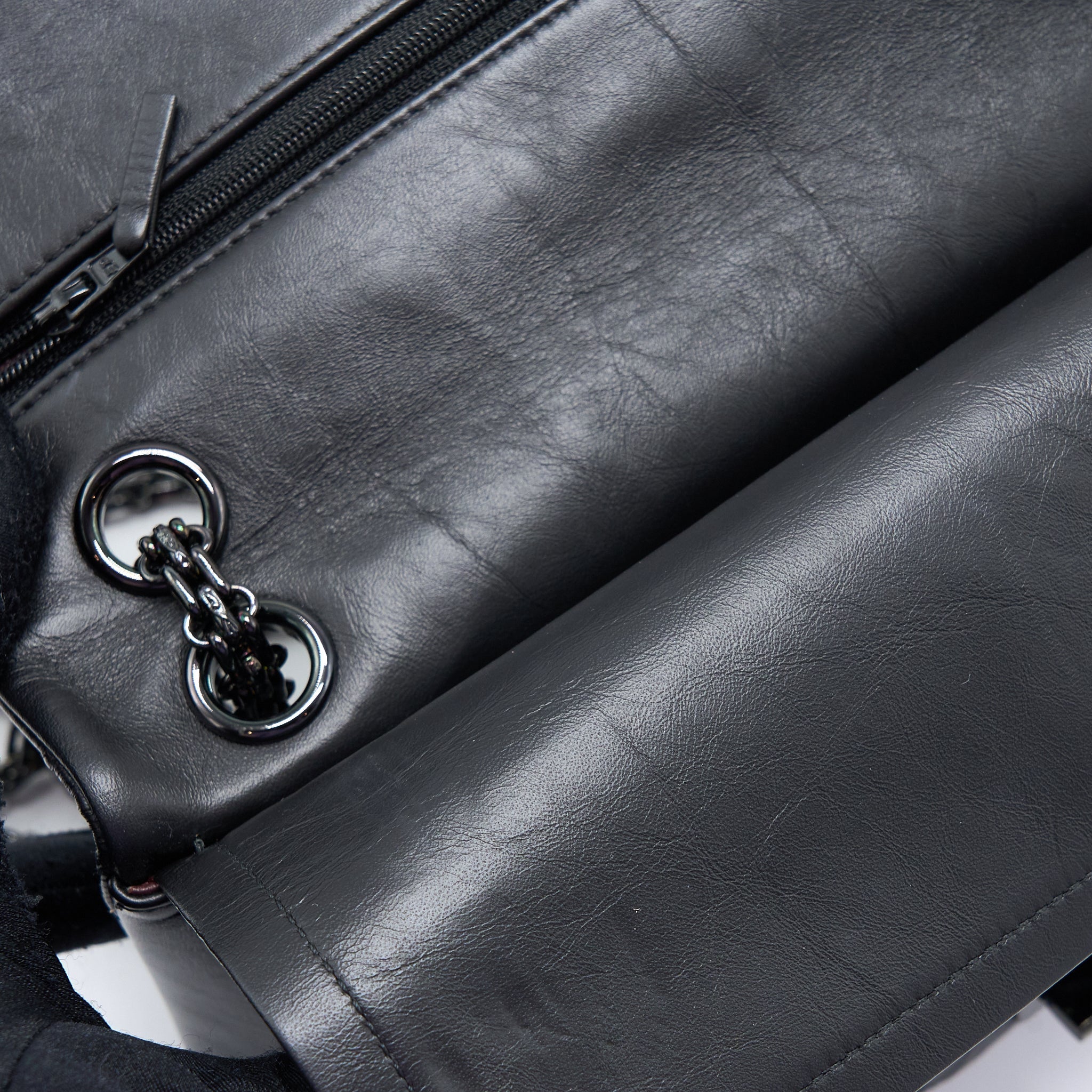chanel-2-55-reissue-small-double-flap-bag-chevron-aged-calfskin-black-with-black-hardware