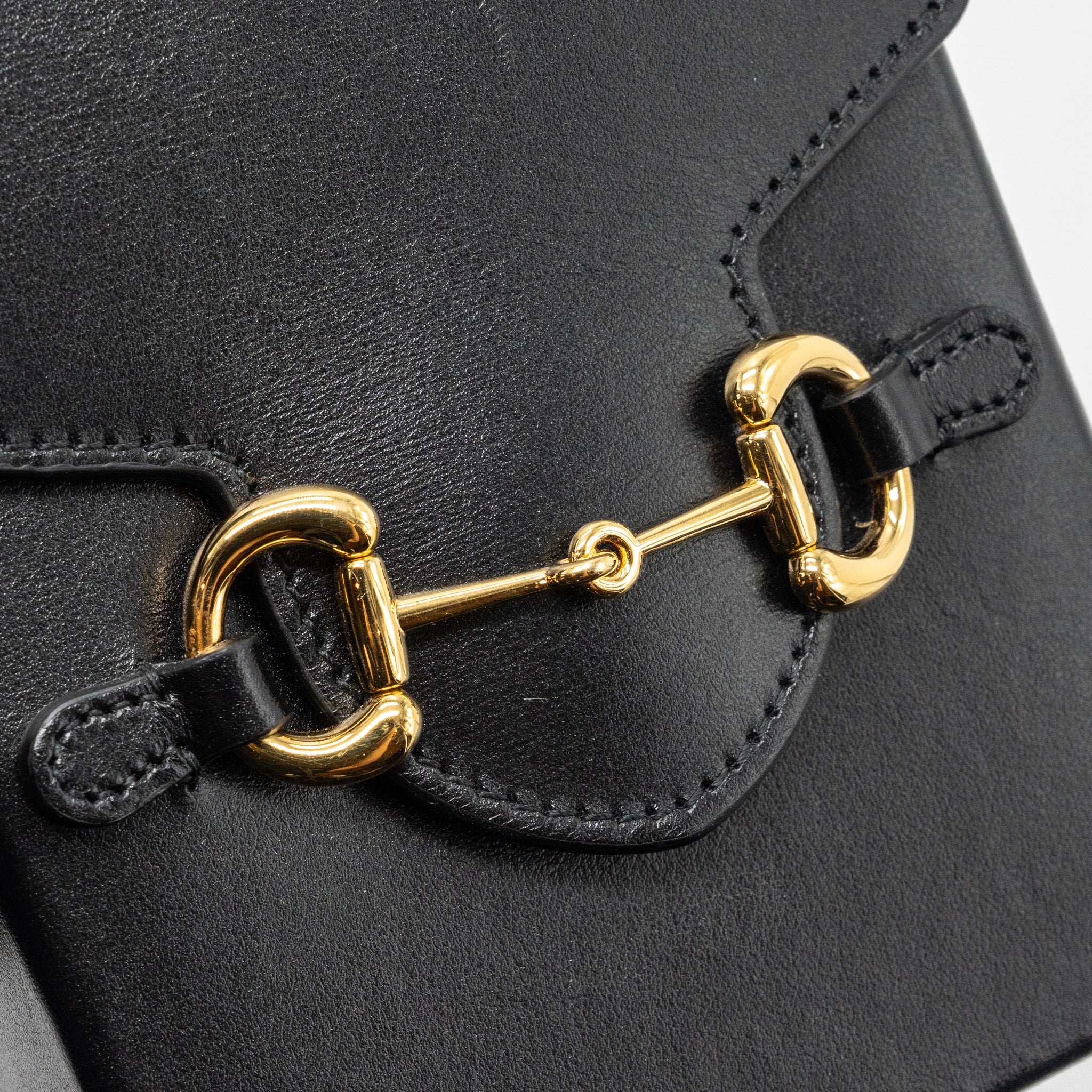 gucci-1955-horsebit-1955-crossbody-bag-calfskin-black-ghw