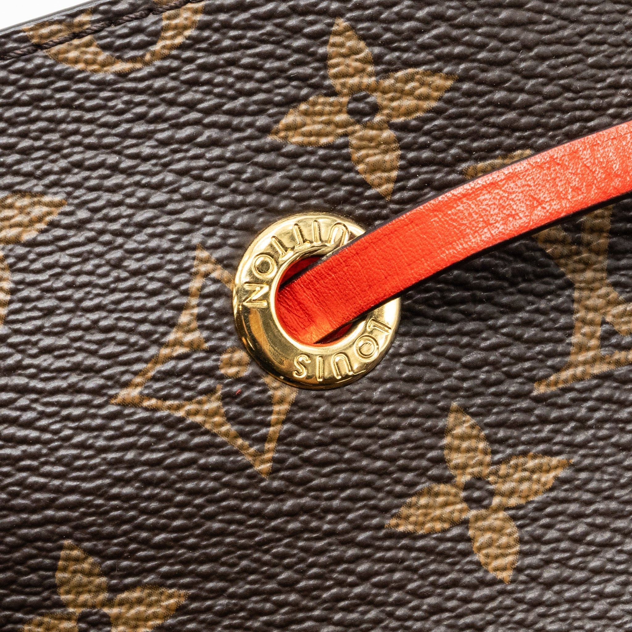 louis-vuitton-neonoe-monogram-canvas-red-ghw-1