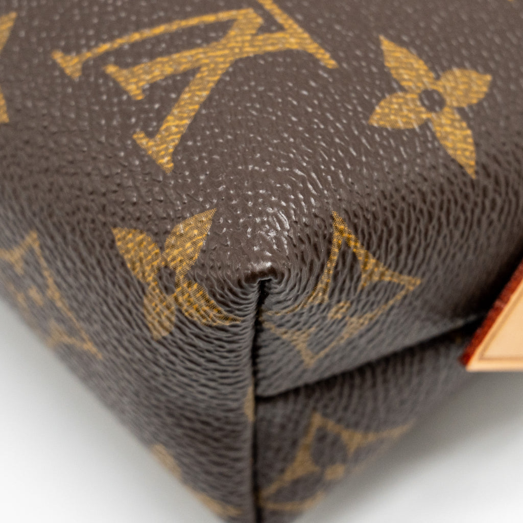 louis-vuitton-cosmetic-pouch-monogram-canvas-ghw-2