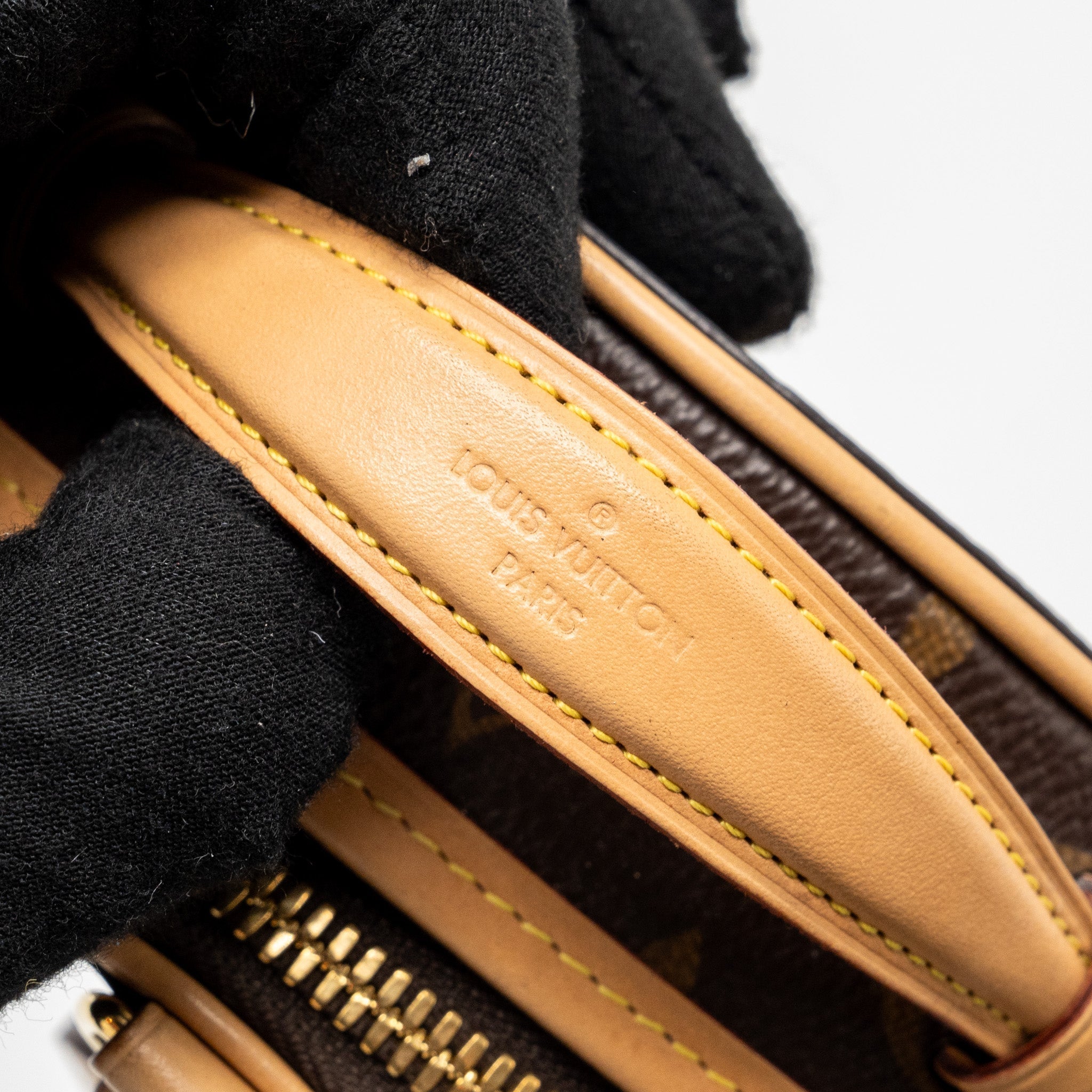 louis-vuitton-mini-boite-chapeau-monogram-canvas-ghw