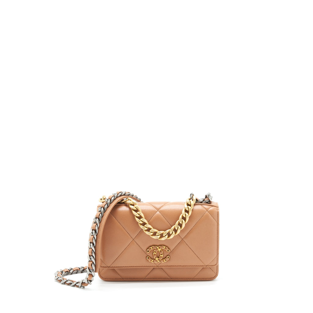 chanel-19-wallet-on-chain-lambskin-dark-beige-ghw
