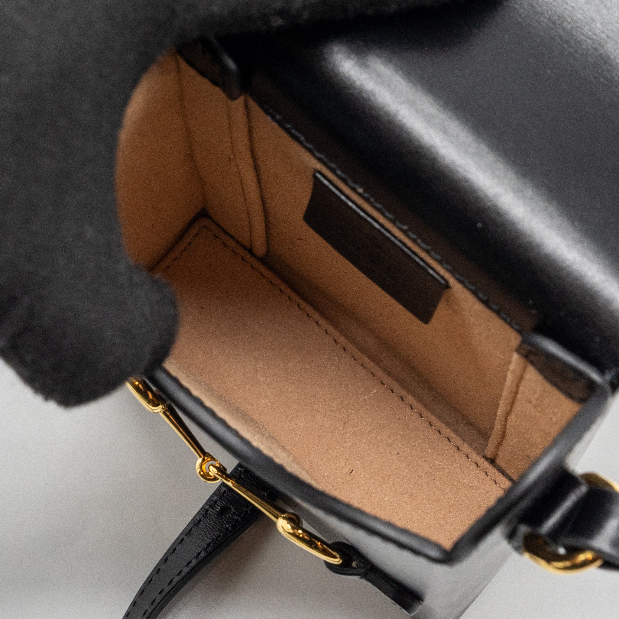 gucci-1955-horsebit-1955-crossbody-bag-calfskin-black-ghw