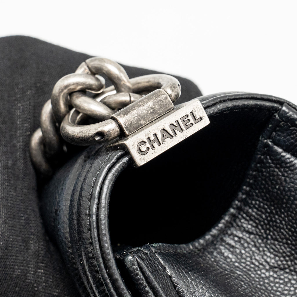 chanel-medium-boy-bag-chevron-caviar-black-ruthenium-silver-hardware