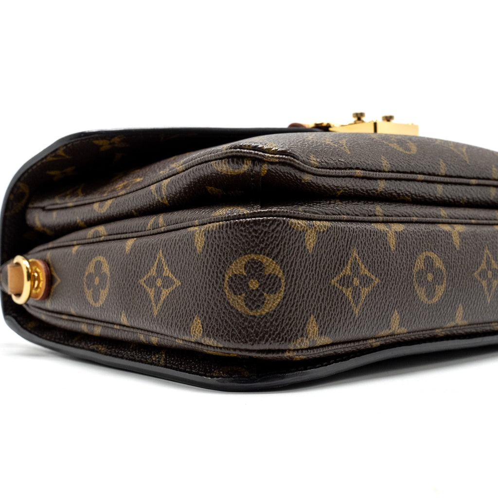 louis-vuitton-pochette-metis-monogram-canvas-ghw-24