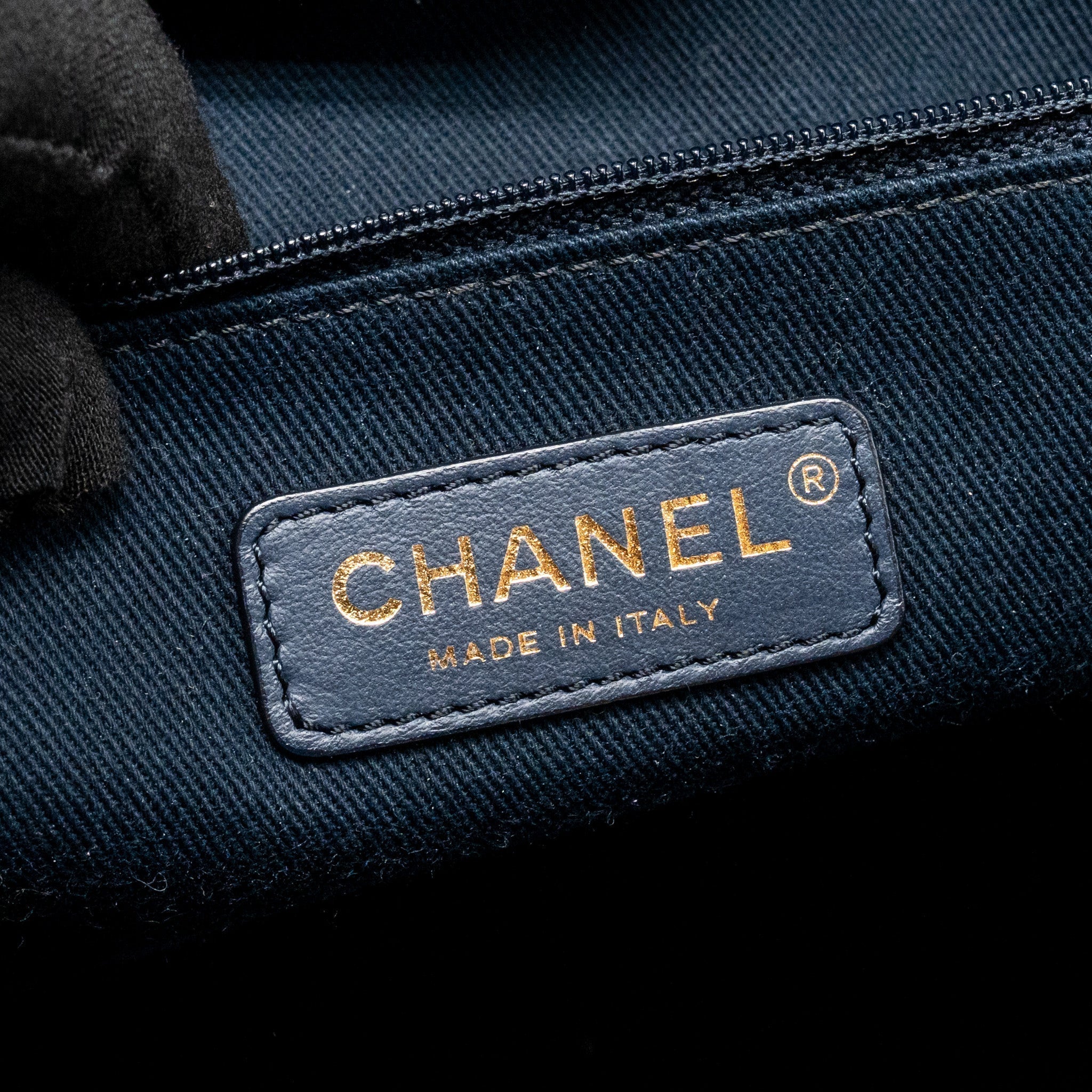 chanel-large-deauville-tote-shopping-bag-denim-leather-navy-blue-gold-ghw