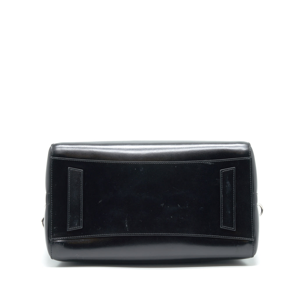 givenchy-antigona-medium-black