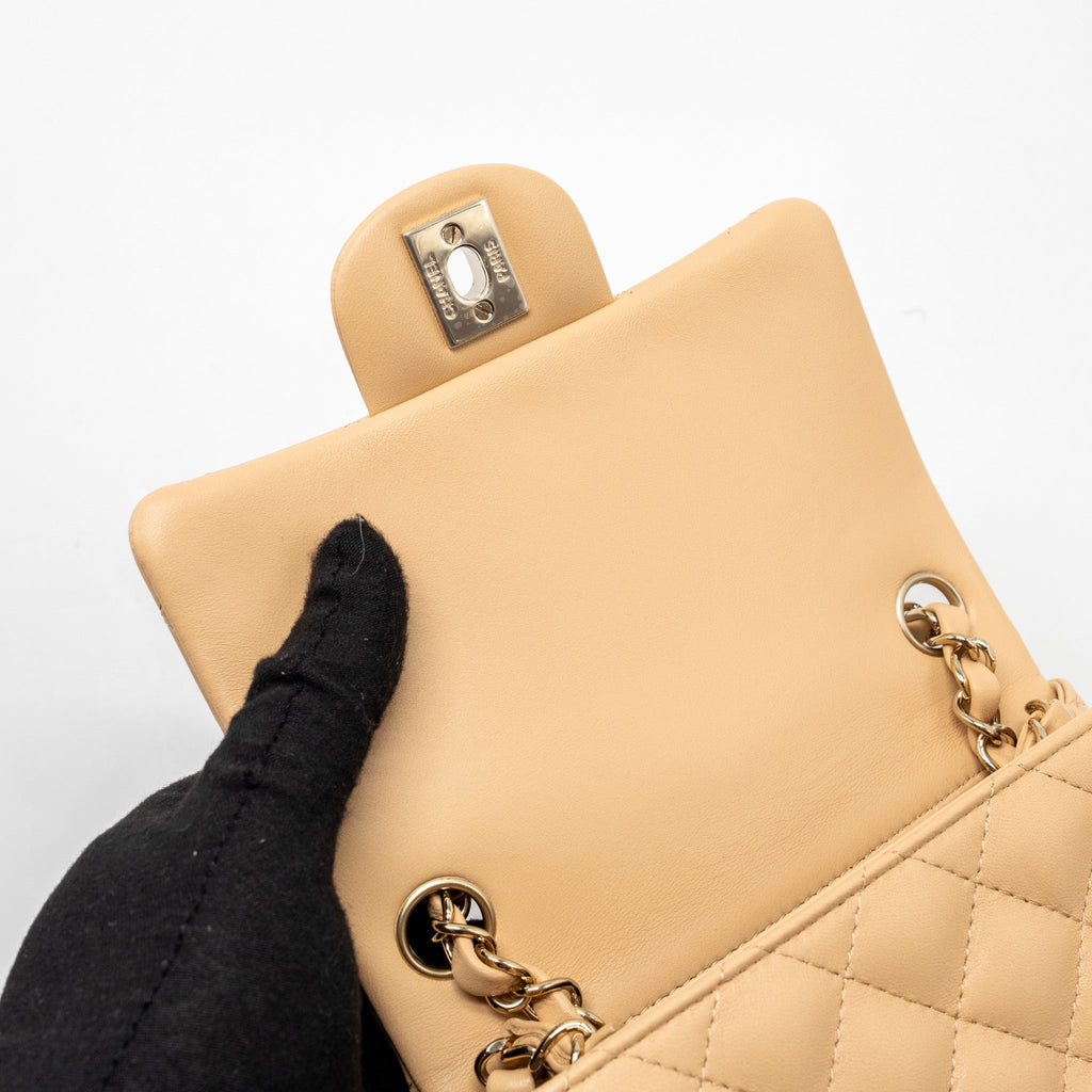 chanel-medium-classic-flap-bag-lambskin-black-ghw-2