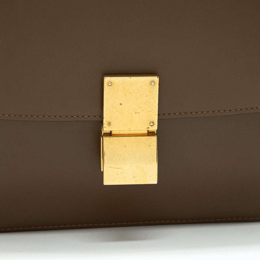 celine-classic-medium-box-bag-in-caremel