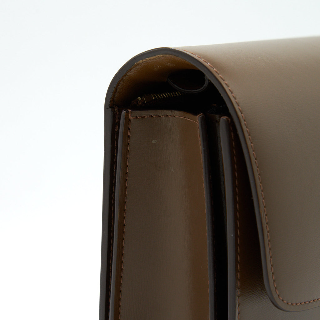 celine-classic-medium-box-bag-in-caremel