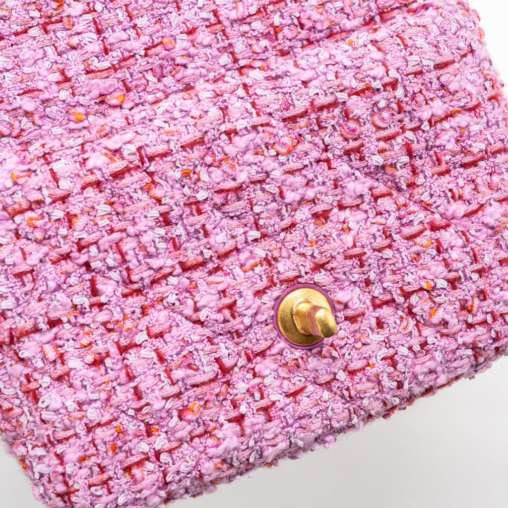 chanel-22p-mini-square-flap-bag-tweed-pink-ghw