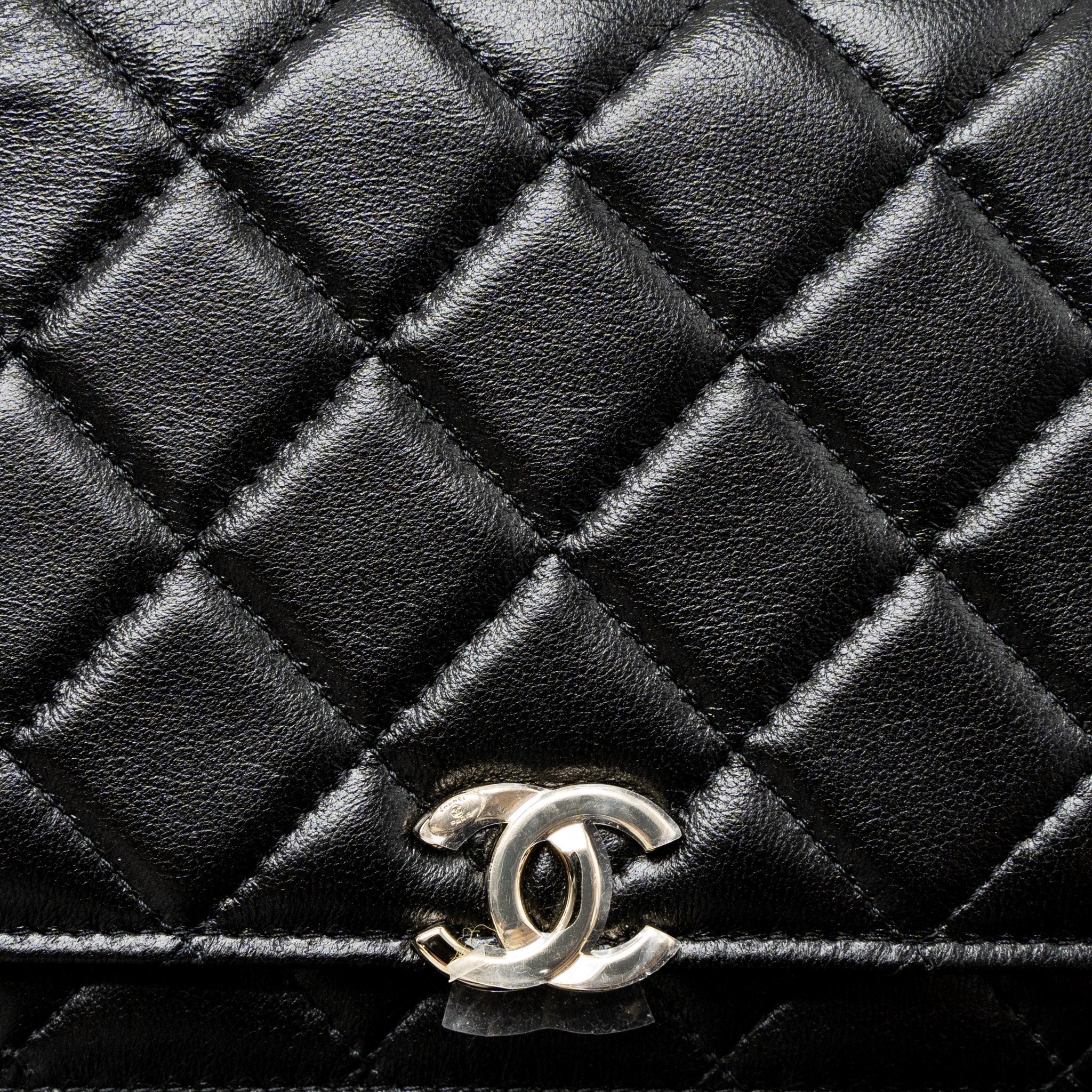 chanel-leather-top-handle-wallet-on-chain-lambskin-black-lghw-microchip