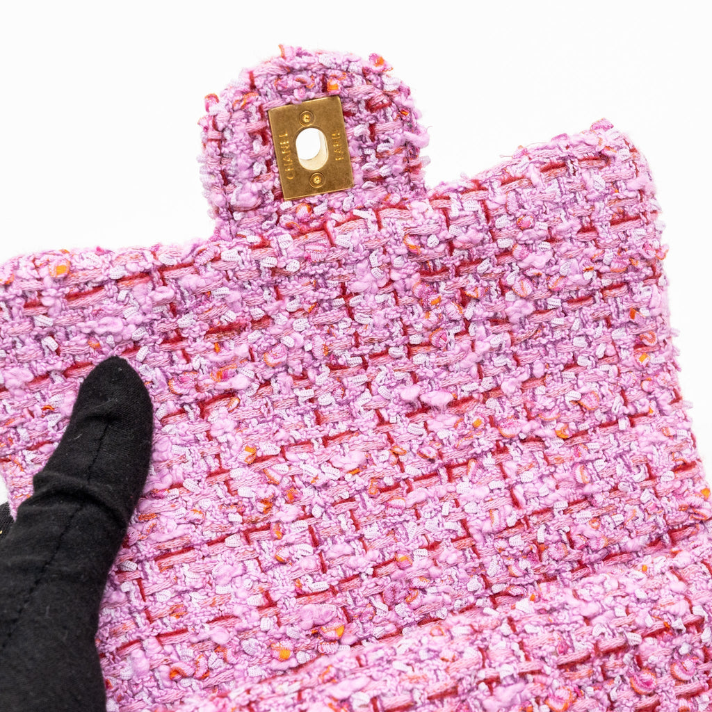 chanel-22p-mini-square-flap-bag-tweed-pink-ghw