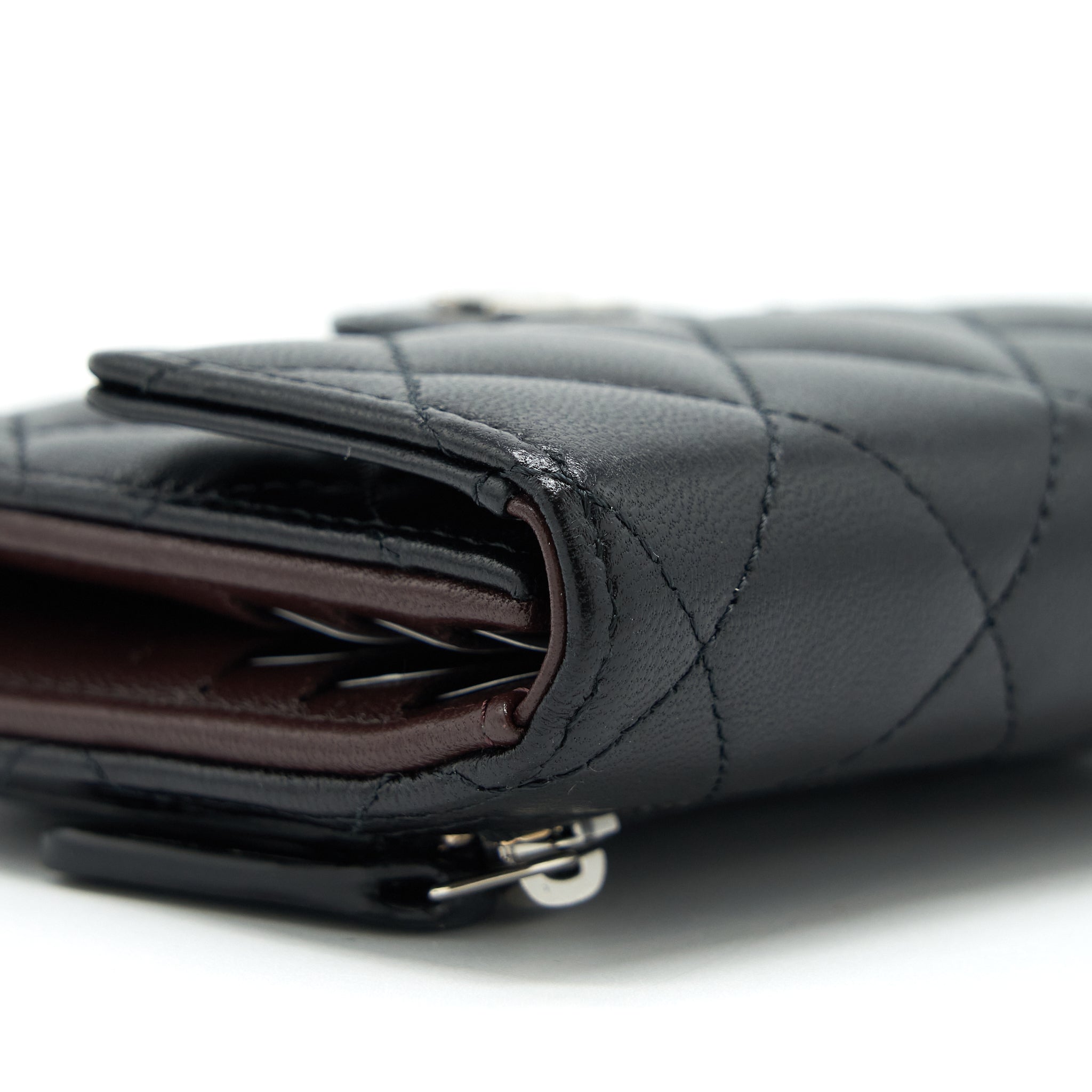 chanel-small-classic-compact-wallet-lambskin-black-shw