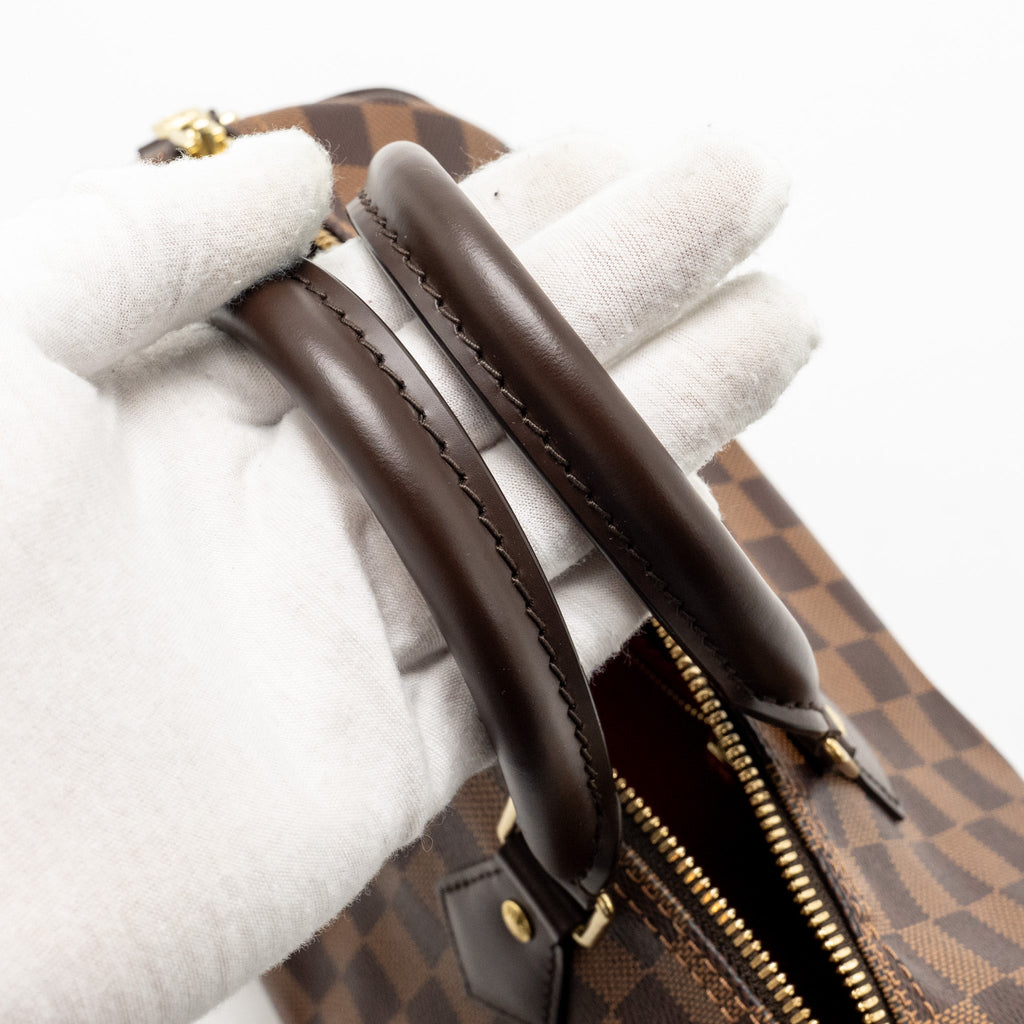 louis-vuitton-speedy-bandouliere-25-damier-ebene-ghw-6