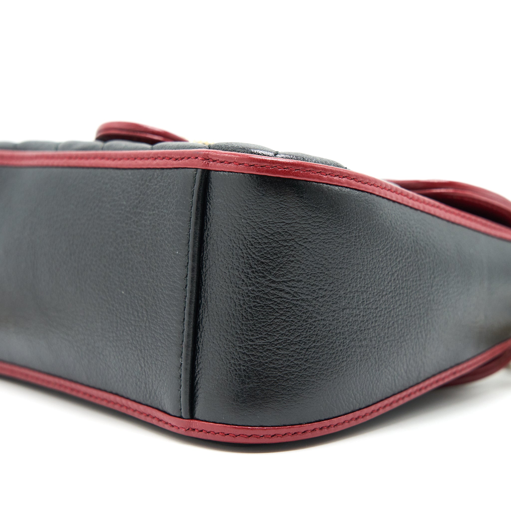 gucci-gg-black-red