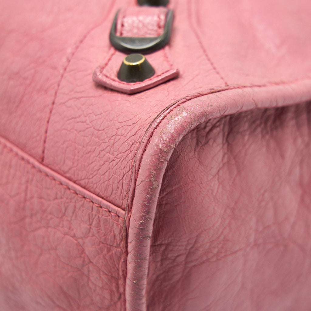 balenciaga-city-bag-in-pink-with-black-hardware