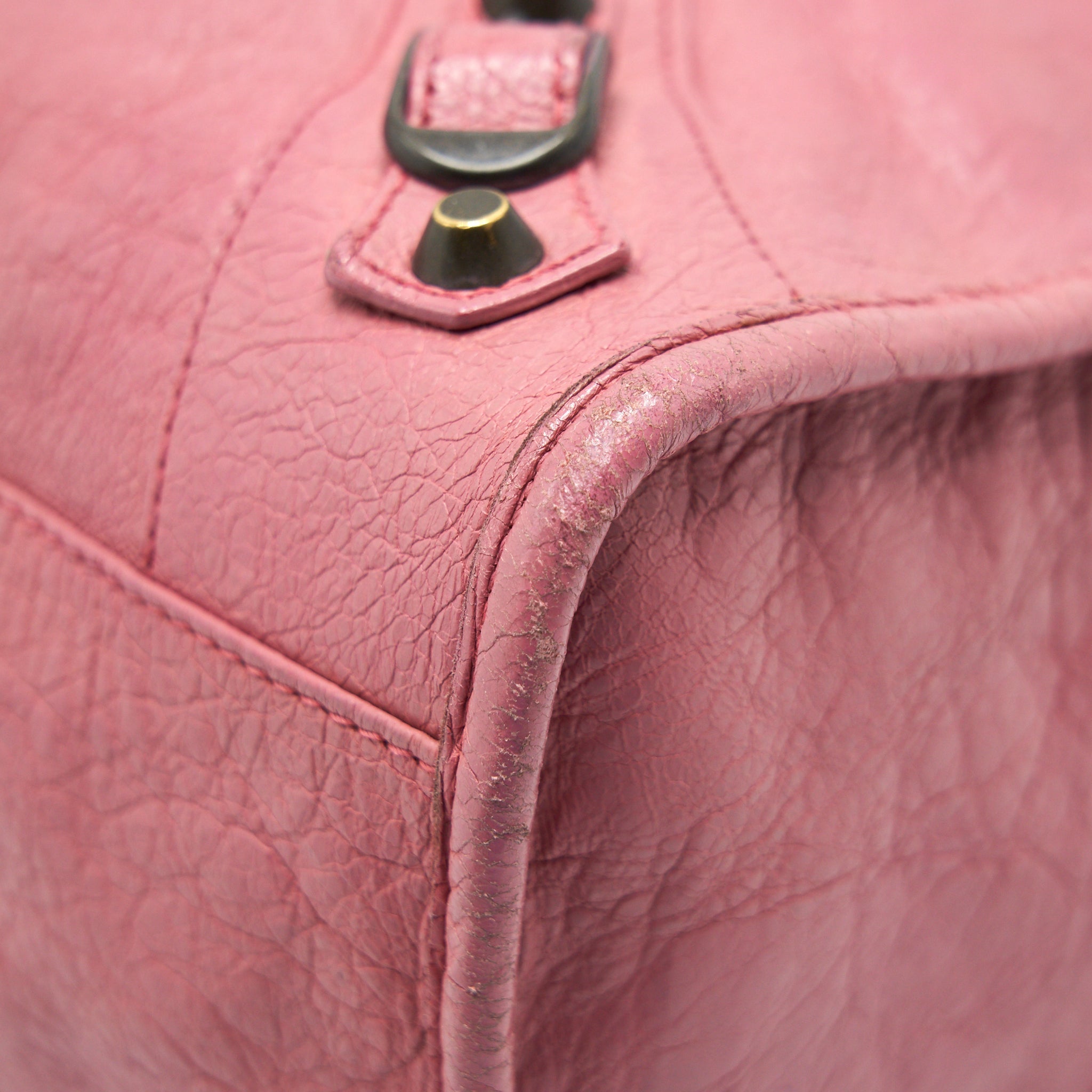 balenciaga-city-bag-in-pink-with-black-hardware
