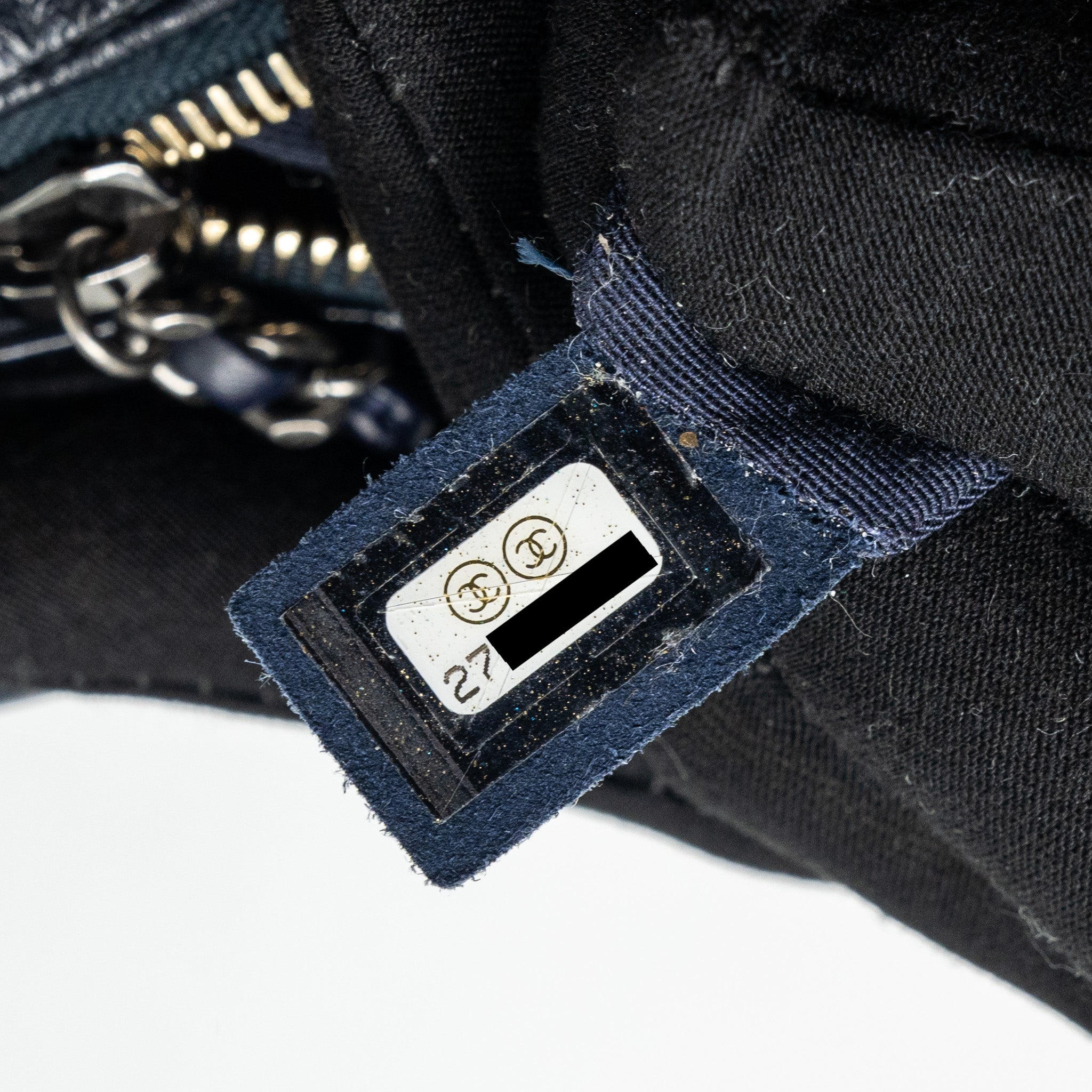 chanel-small-gabrielle-hobo-bag-tweed-calfskin-multicolour-multicolour-hardware-copy