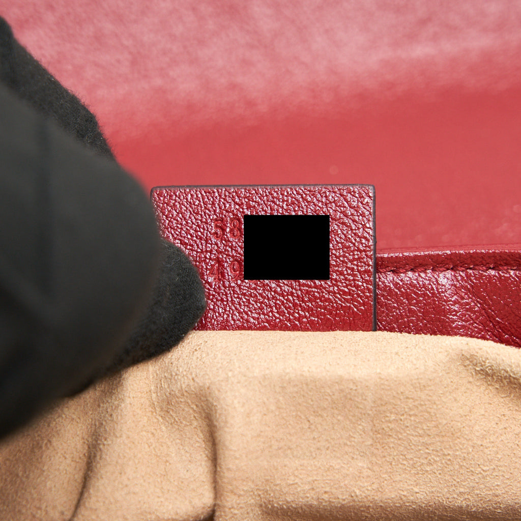 gucci-gg-black-red