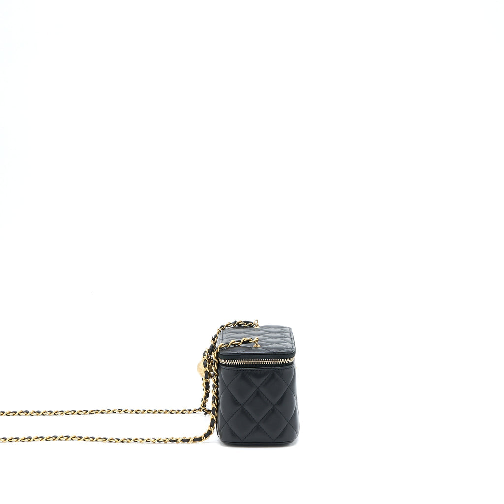 chanel-22a-pearl-crush-long-vanity-with-chain-lambskin-black-ghw-microchip
