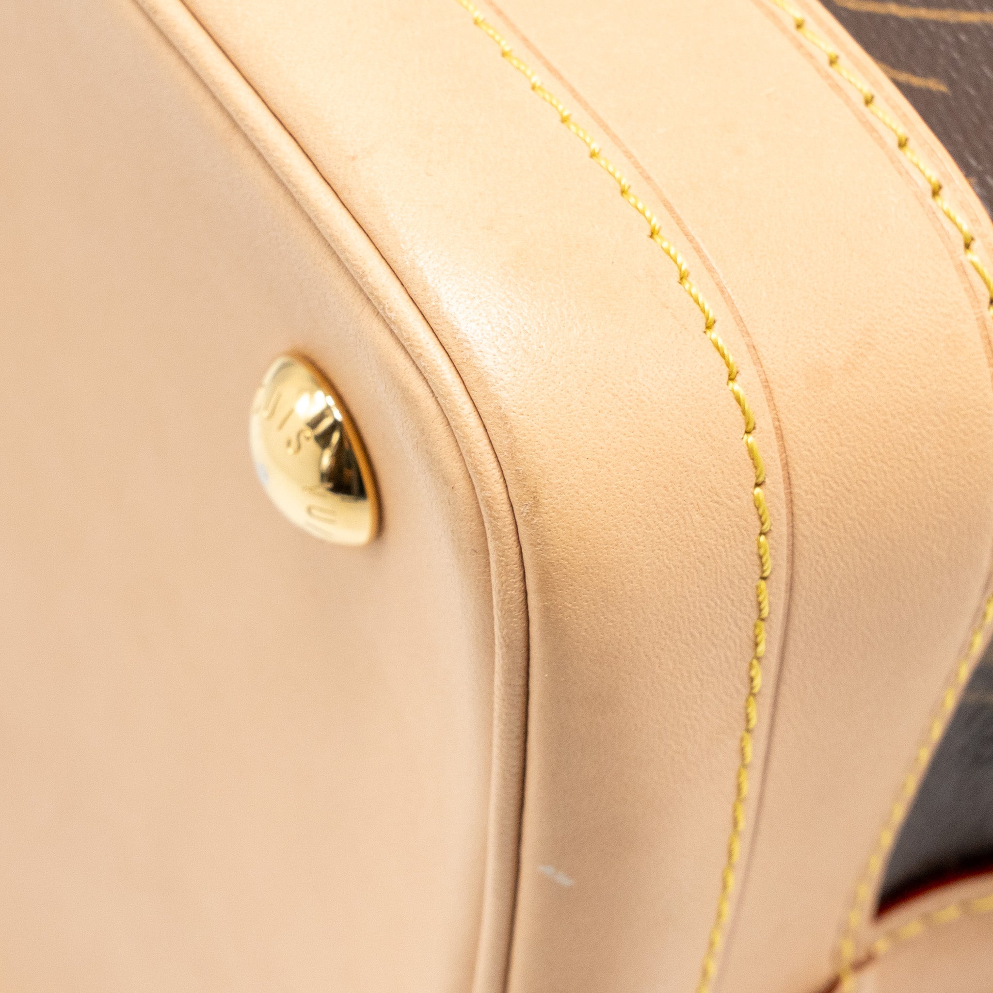 louis-vuitton-noe-bag-monogram-canvas-ghws
