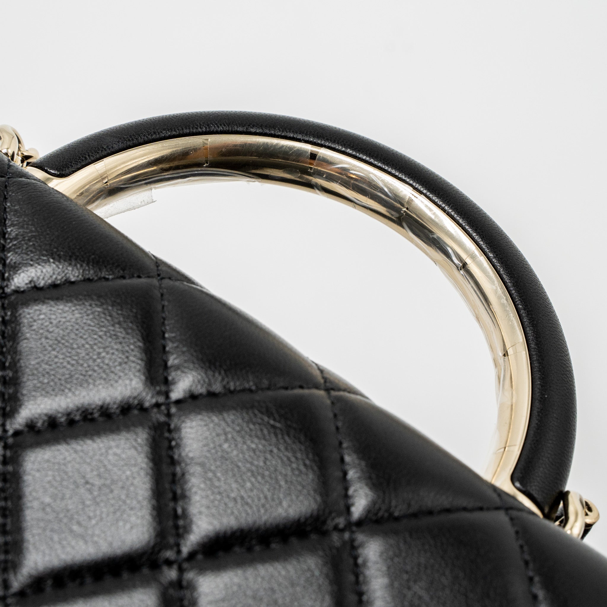 chanel-leather-top-handle-wallet-on-chain-lambskin-black-lghw-microchip