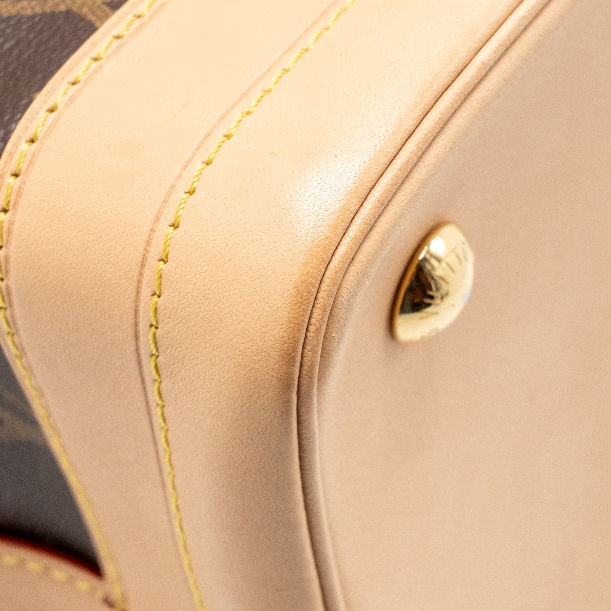 louis-vuitton-noe-bag-monogram-canvas-ghws