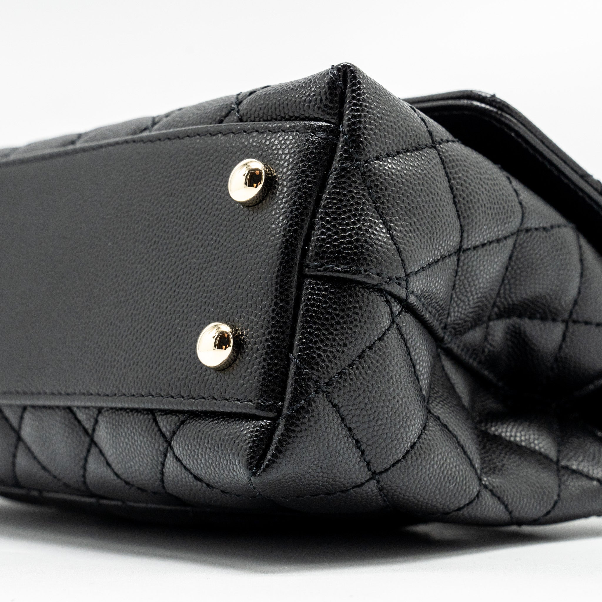 chanel-small-coco-handle-caviar-black-lghw-microchip-15