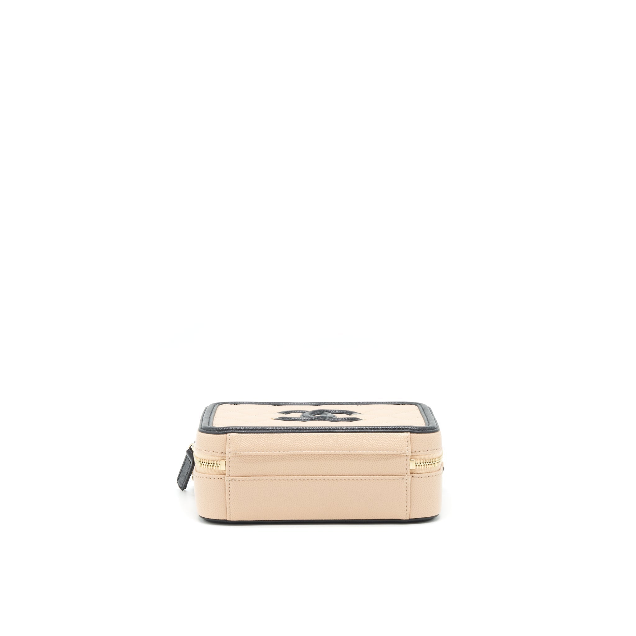 chanel-vanity-filigree-caviar-beige-black-lghw