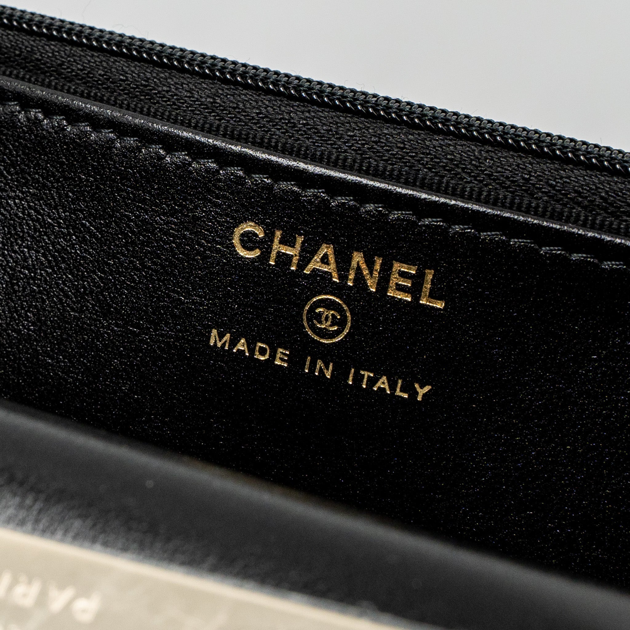 chanel-leather-top-handle-wallet-on-chain-lambskin-black-lghw-microchip