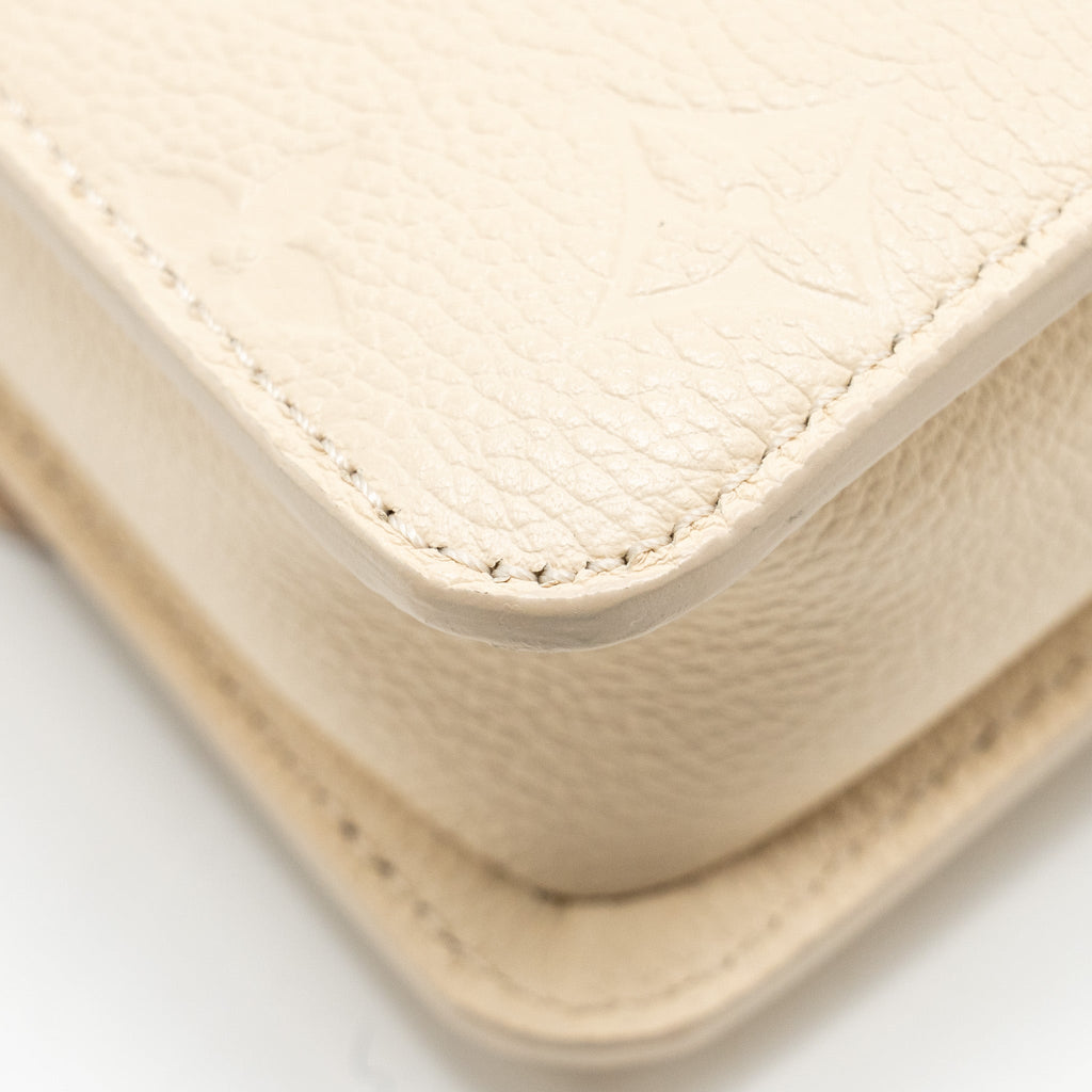louis-vuitton-wallet-on-chain-metis-monogram-empreinte-cream-ghw