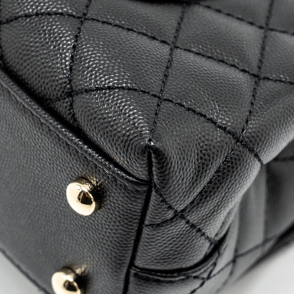 chanel-small-coco-handle-caviar-black-lghw-microchip-15