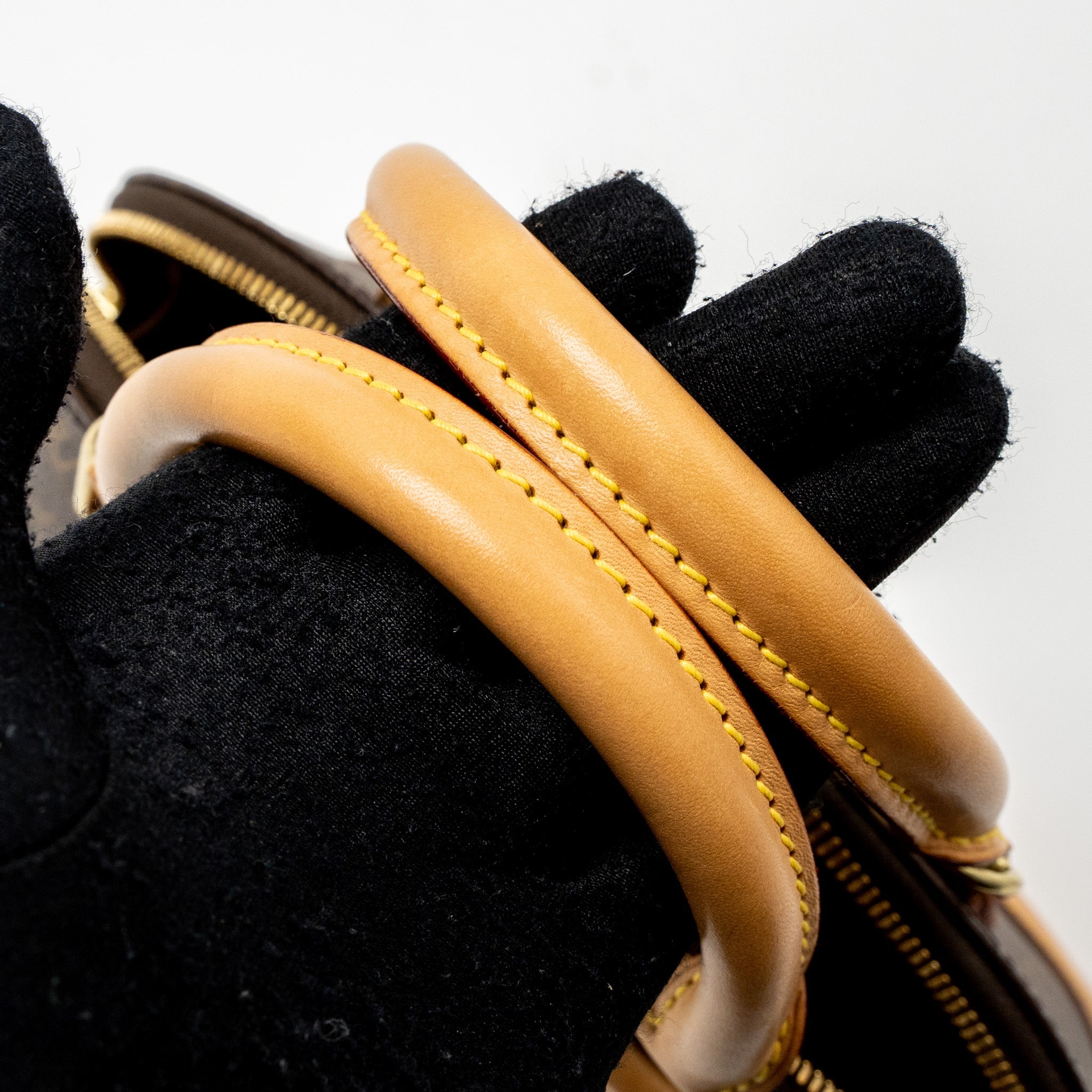 louis-vuitton-alma-bb-monogram-canvas-ghw-new-verison
