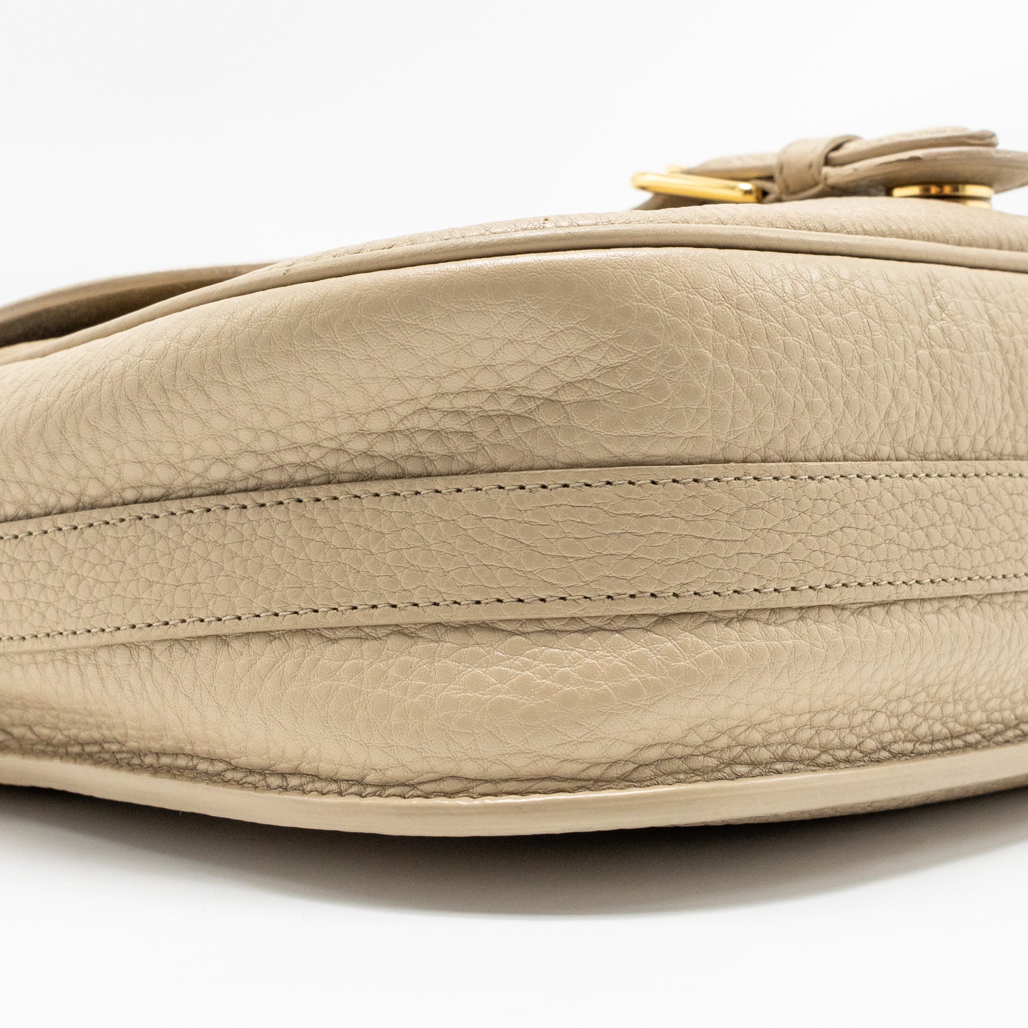dior-large-bobby-bag-grained-calfskin-beige-ghw