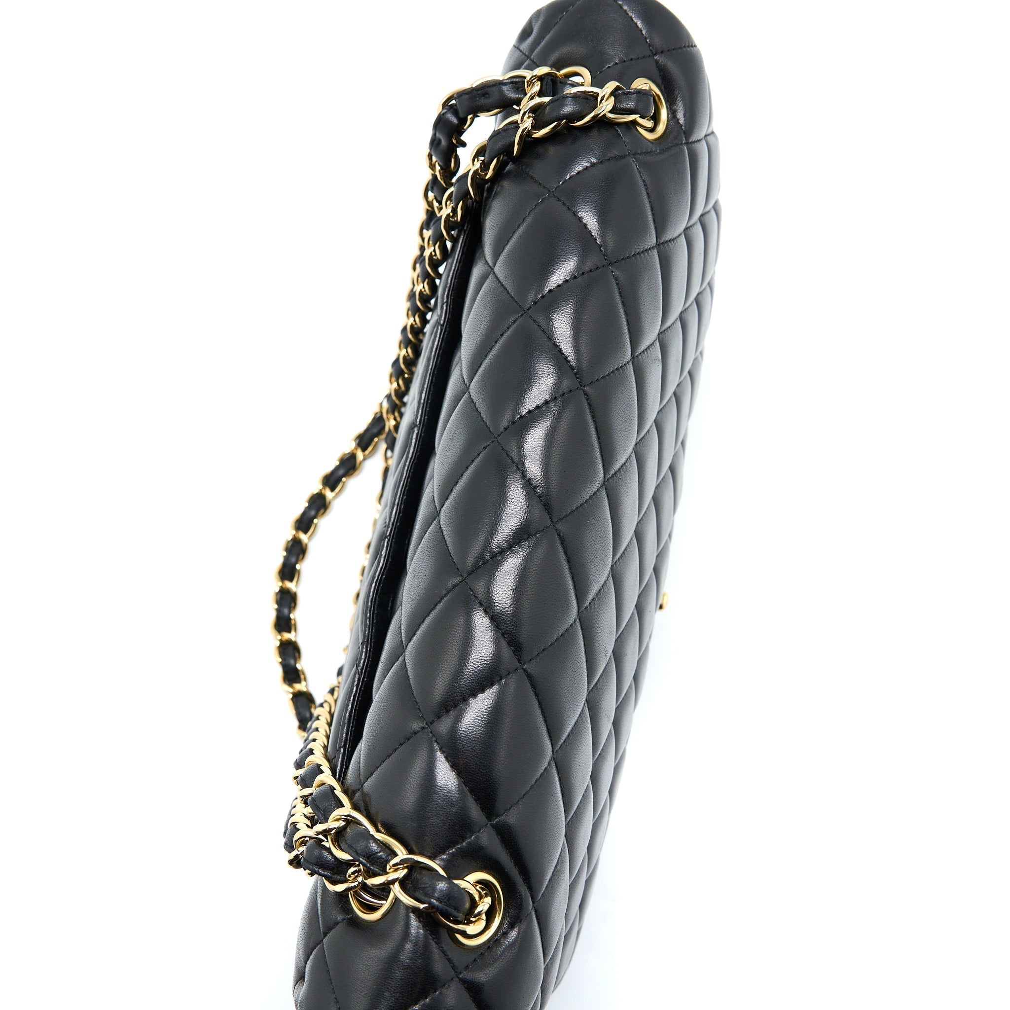 chanel-maxi-single-flap-bag-lambskin-ghw