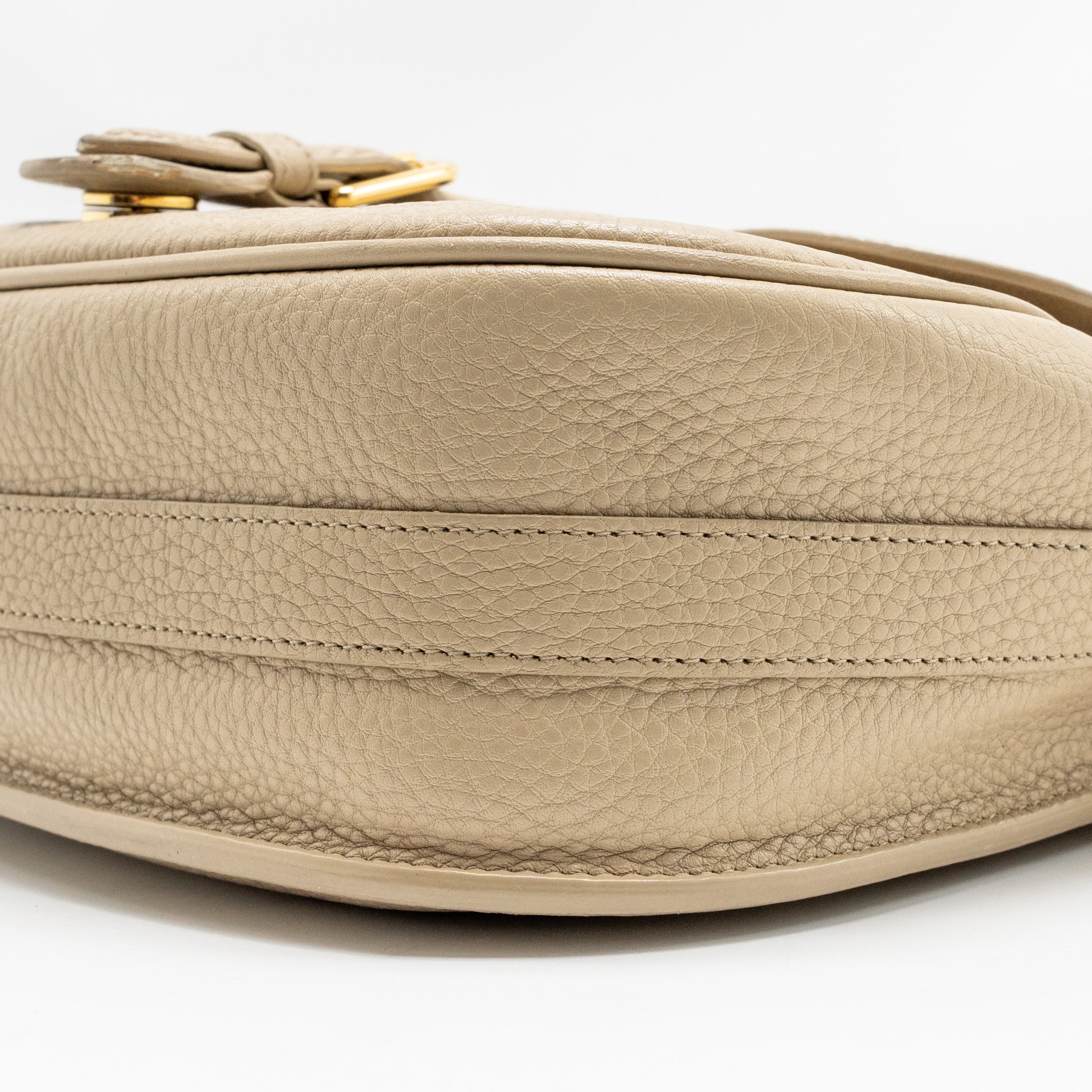 dior-large-bobby-bag-grained-calfskin-beige-ghw