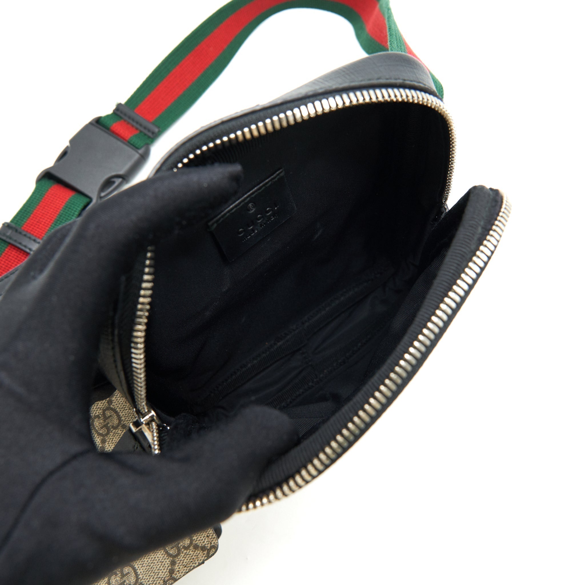 gucci-gg-supreme-web-waist-strap-belt-bag