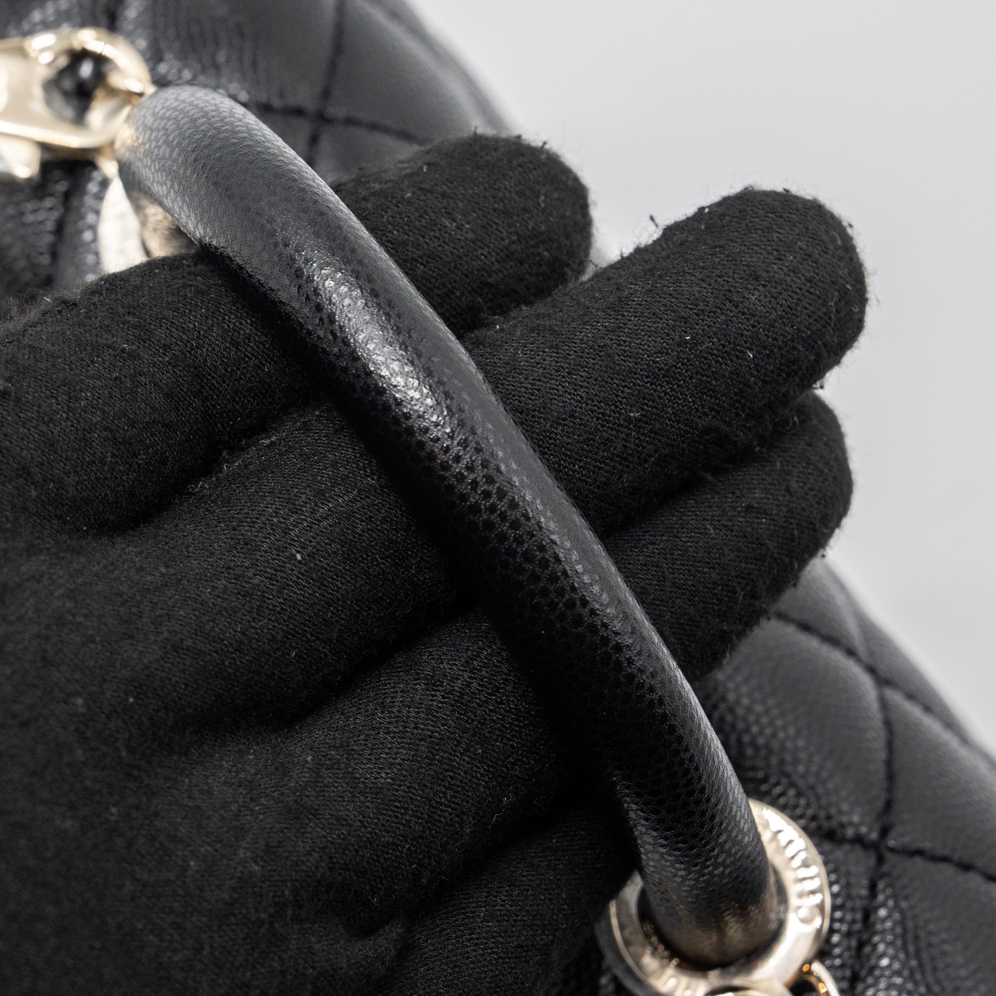 chanel-coco-handle-mini-caviar-black-lghwmicrochip-copy