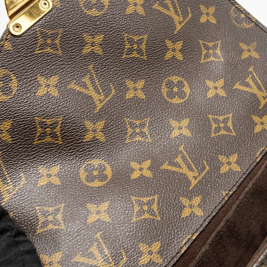 louis-vuitton-pochette-metis-monogram-canvas-ghw-24
